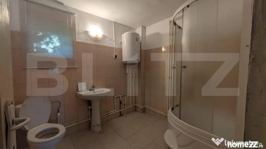 Casă cu 3 camere cu Teren 1159 Mp în Central