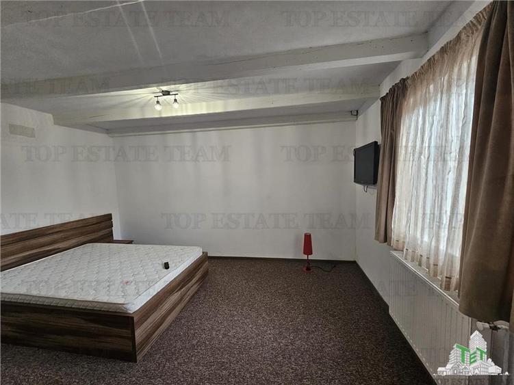 Casă cu 5 camere cu Canalizare în Chiajna