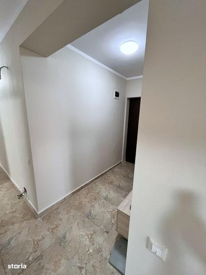 Apartament 3 camere renovat complet cu garaj Valea Garboului - 8