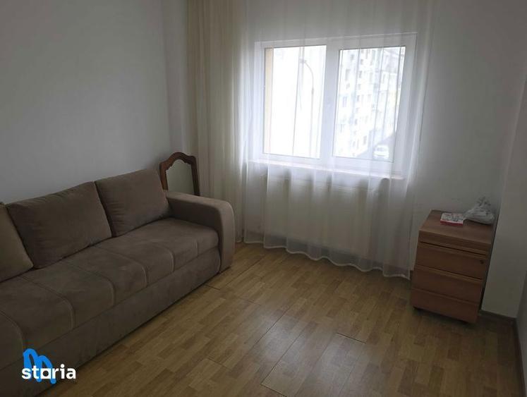 Apartament cu 3 camere decomandat, mobilat în Central