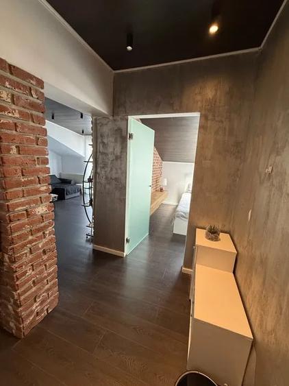 Apartament cu 2 camere decomandat, mobilat în Florești
