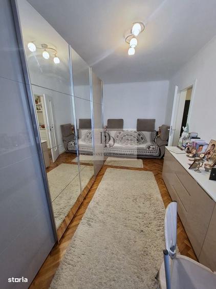 Apartament cu 2 camere decomandat în Sopor