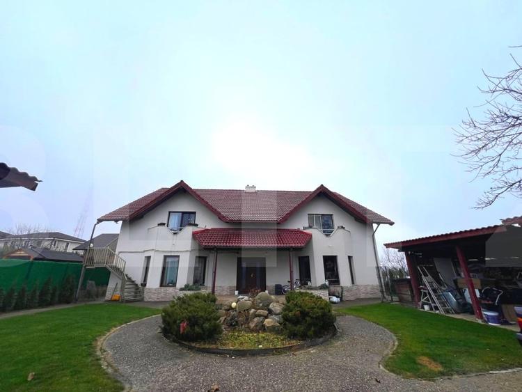 Duplex cu 8 camere cu Teren 797 Mp în Feleacu