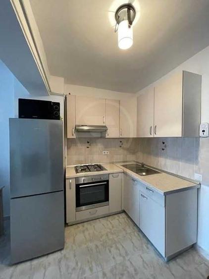 Apartament cu 2 camere semidecomandat în Mărăști