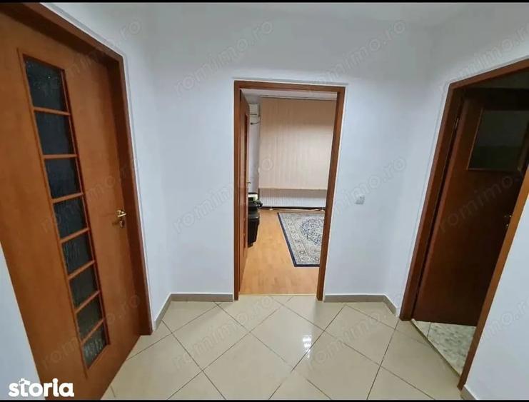 Casă cu Teren 500 Mp în Botizului
