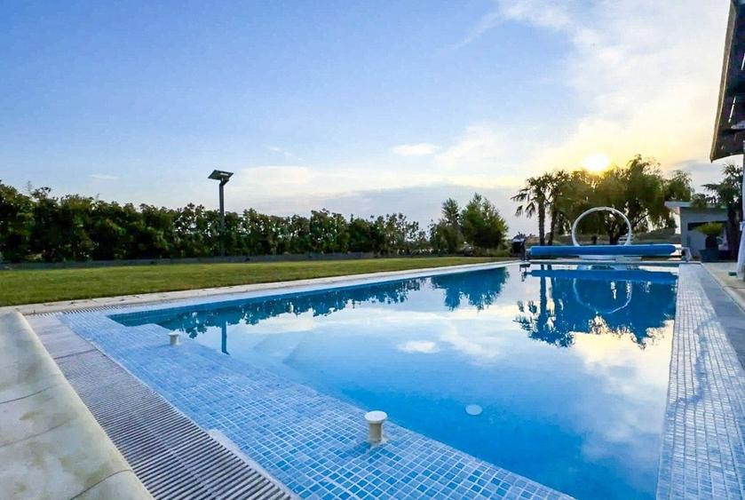 Casă cu 5 camere cu Piscina în Snagov