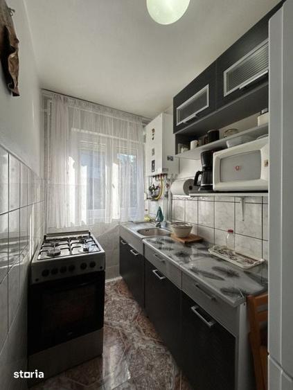 Apartament cu 2 camere nedecomandat, mobilat în Soarelui