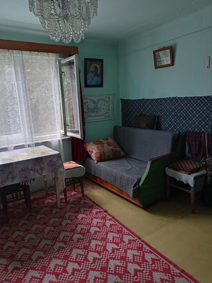 Casă cu 2 camere în Rugășești