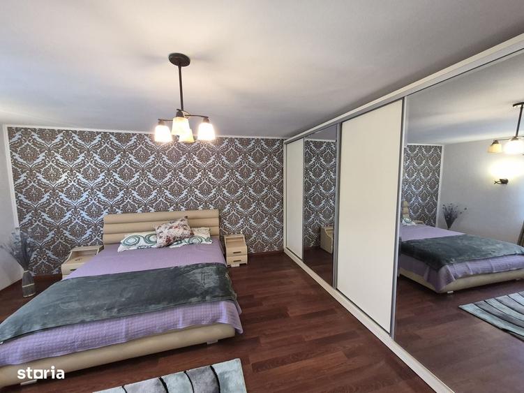 Apartament cu 4 camere decomandat în Bucium