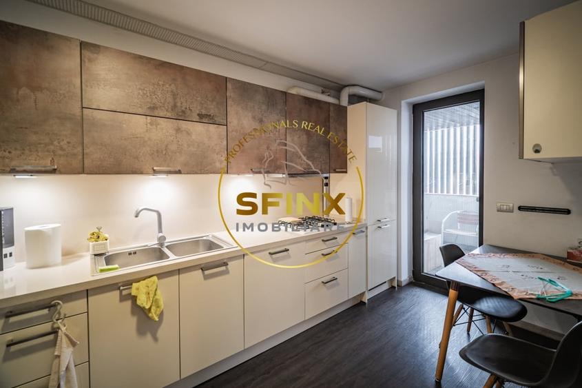 Apartament cu 4 camere semidecomandat, mobilat în Primăverii