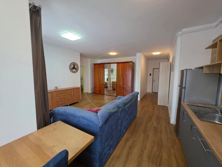 Apartament cu 2 camere semidecomandat, mobilat în Turnișor