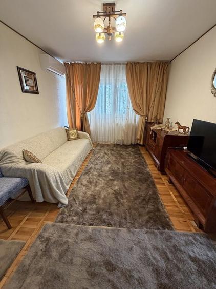 Apartament cu 3 camere, mobilat în Gării