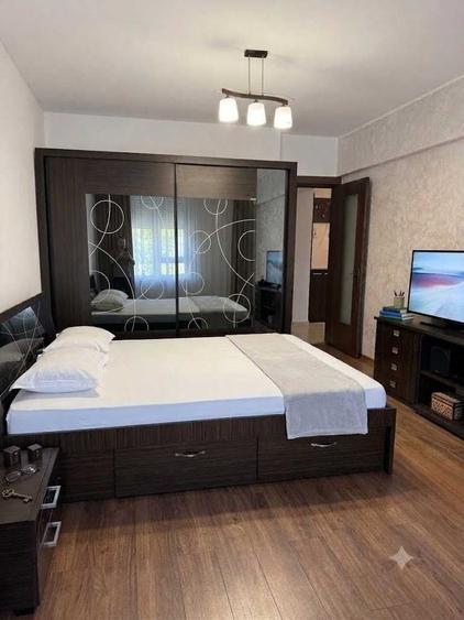 Apartament cu 2 camere decomandat în Exterior Vest