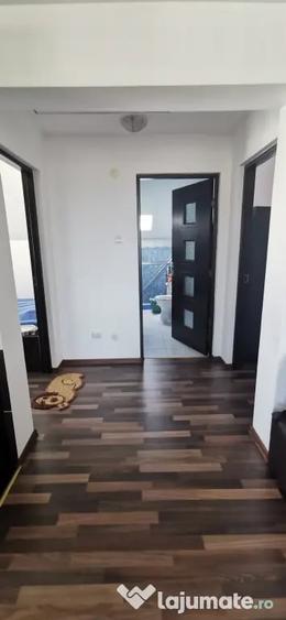 Apartament cu 3 camere decomandat în Unirea