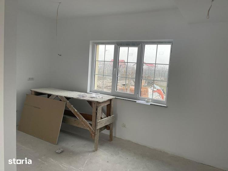 Casă cu 5 camere cu Teren 312 Mp în Central
