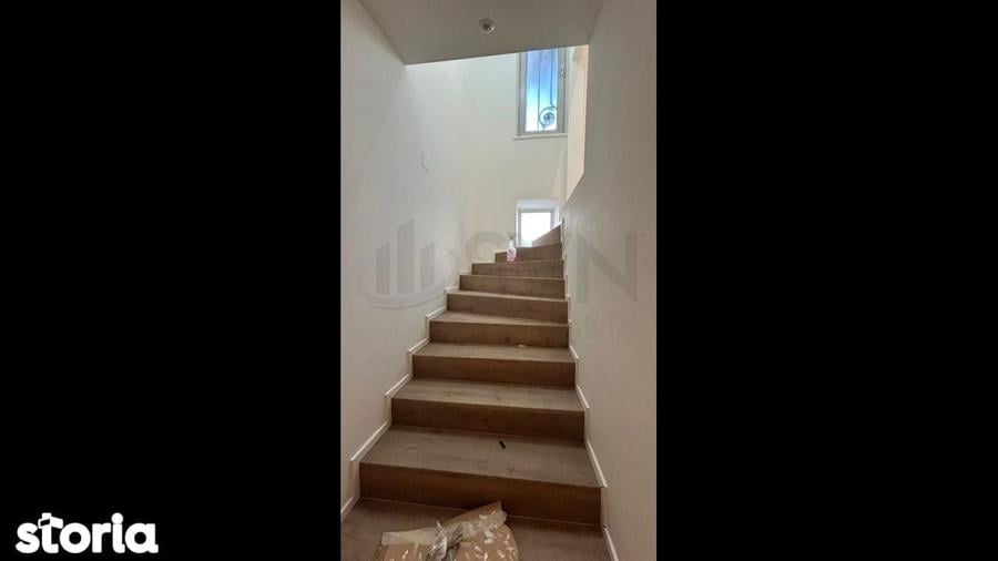 Casă cu Teren 924 Mp în Eminescu