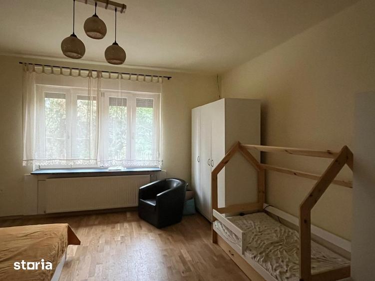 Casă cu 3 camere cu Teren 280 Mp în Central