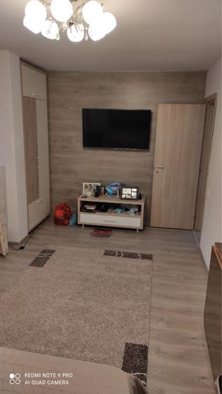 Apartament cu 2 camere decomandat în Titan