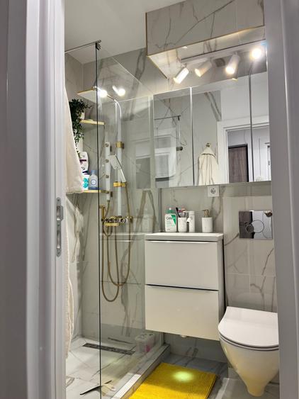 Apartament cu 2 camere decomandat în Nicolina