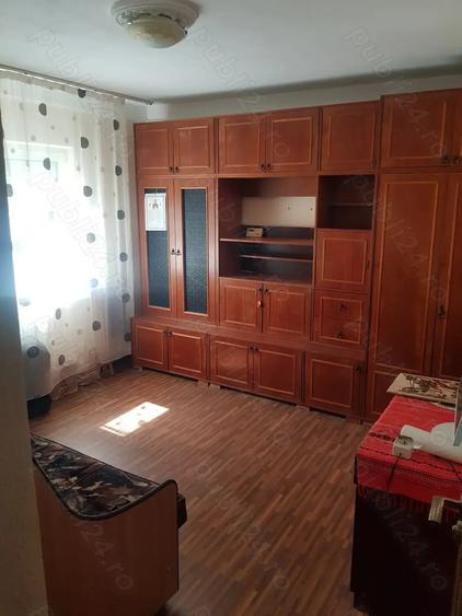 Apartament cu 2 camere decomandat în Buzaului
