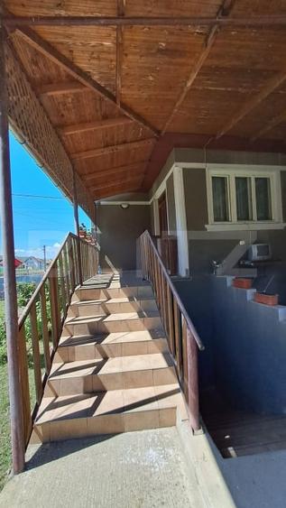 Casă individuală cu 6 camere cu Canalizare în Exterior Est