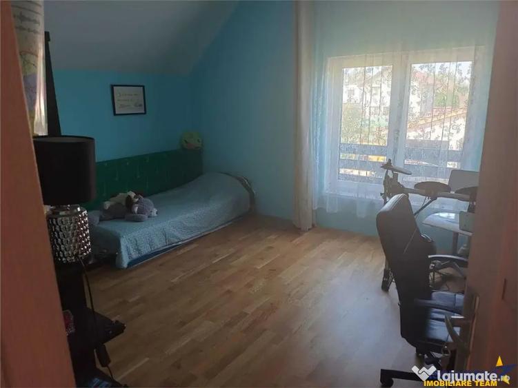 Casă cu 4 camere cu Teren 500 Mp în Bartolomeu