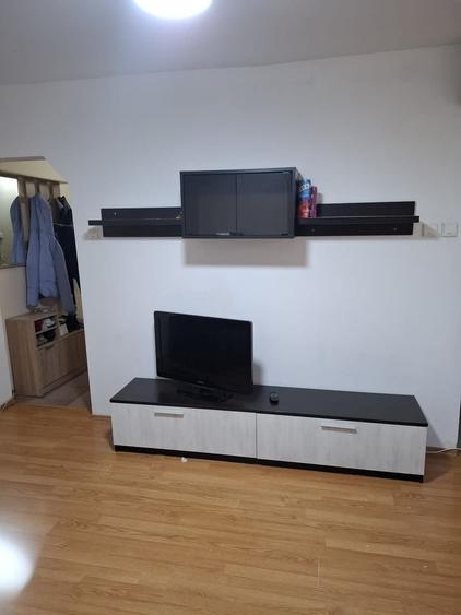 Inchiriez apartament 2 camere Iasi- de la 1 august-telefon: (0754) 789 867 -strada stejar - 6