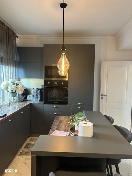 Apartament cu 3 camere în Palazu Mare