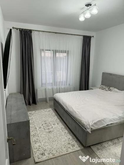 Casă cu 3 camere cu Teren 400 Mp în Central