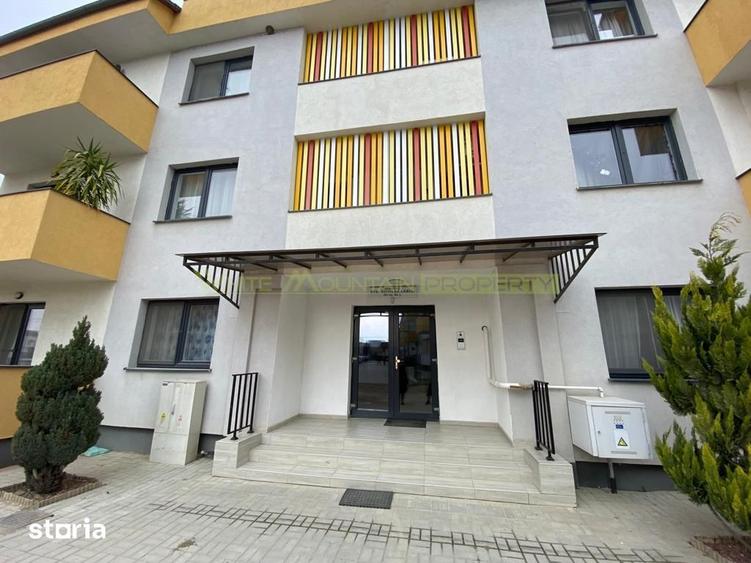 Apartament cu 3 camere decomandat, mobilat în Tractorul
