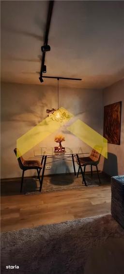 Apartament cu 3 camere semidecomandat în Romanilor