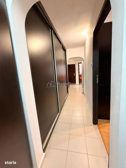 Apartament cu 3 camere decomandat, mobilat în Dristor