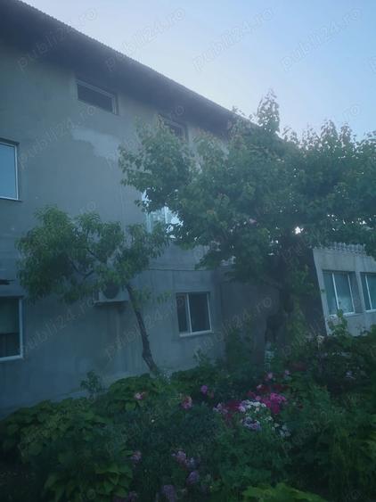 Casă cu 6 camere în Dragalina