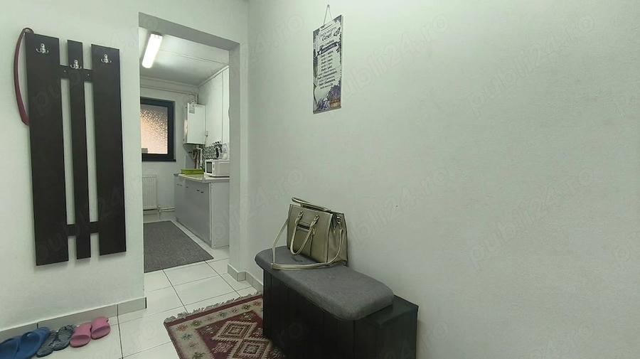 Apartament cu 2 camere decomandat în 22 Decembrie
