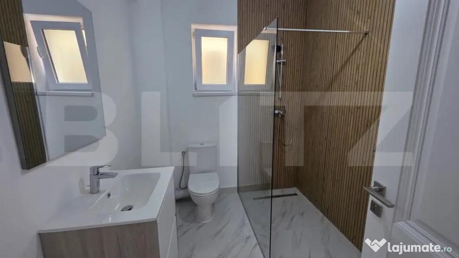 Apartament cu 3 camere semidecomandat în Unirea
