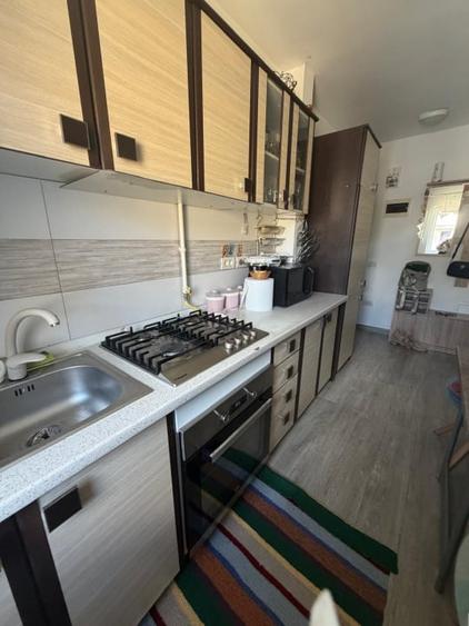 Apartament cu 2 camere semidecomandat, mobilat în Central