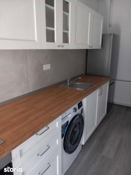 Apartament cu 2 camere în Uverturii