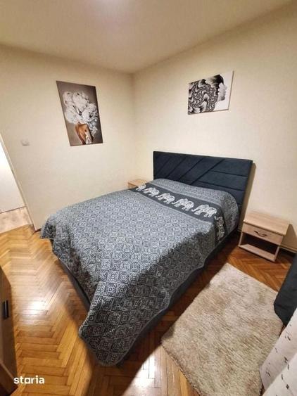 Apartament cu 3 camere în Calea Dumbrăvii