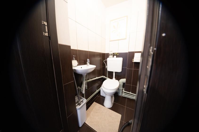 Apartament cu 2 camere decomandat, mobilat în P-ța Alba Iulia