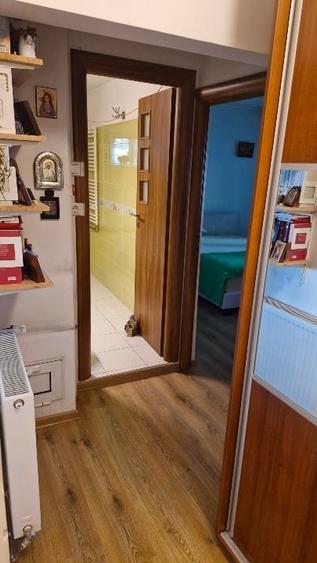Apartament cu 2 camere decomandat, mobilat în Sebastian