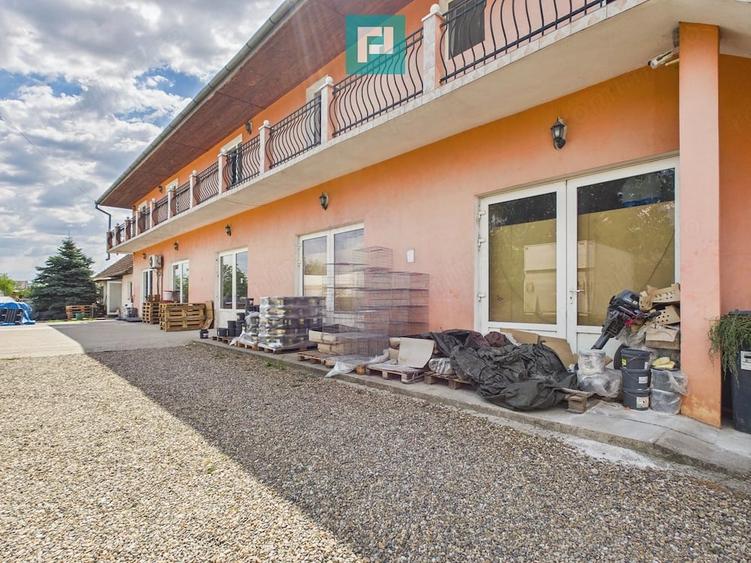 Casă cu 9 camere cu Teren 1579 Mp în Nojorid