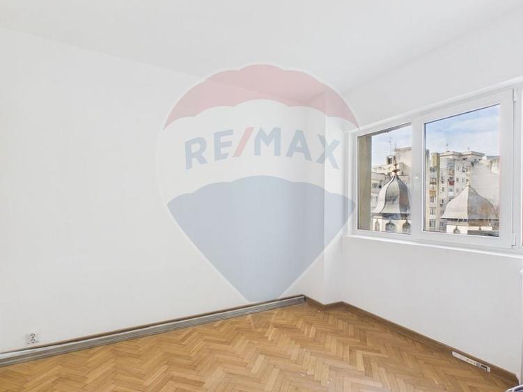 Apartament cu 3 camere decomandat, mobilat în Lacul Tei
