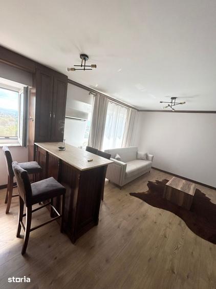 De inchiriat apartament 3 camere, ultracentral, balcon, mobilat,utilat - 3