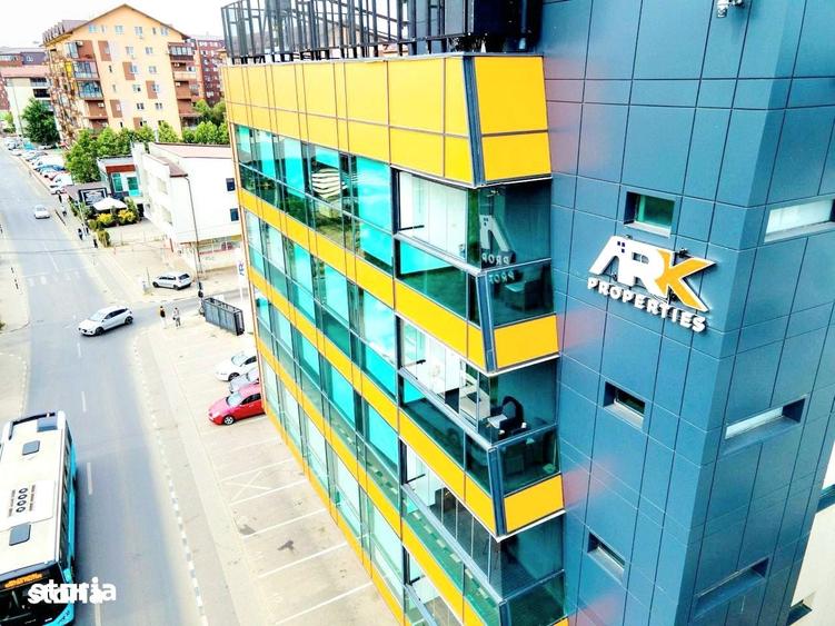 Spațiu comercial, de 1,000 mp, în Chiajna