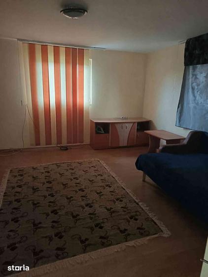 Casă cu 3 camere cu Teren 1100 Mp în Baba Ana