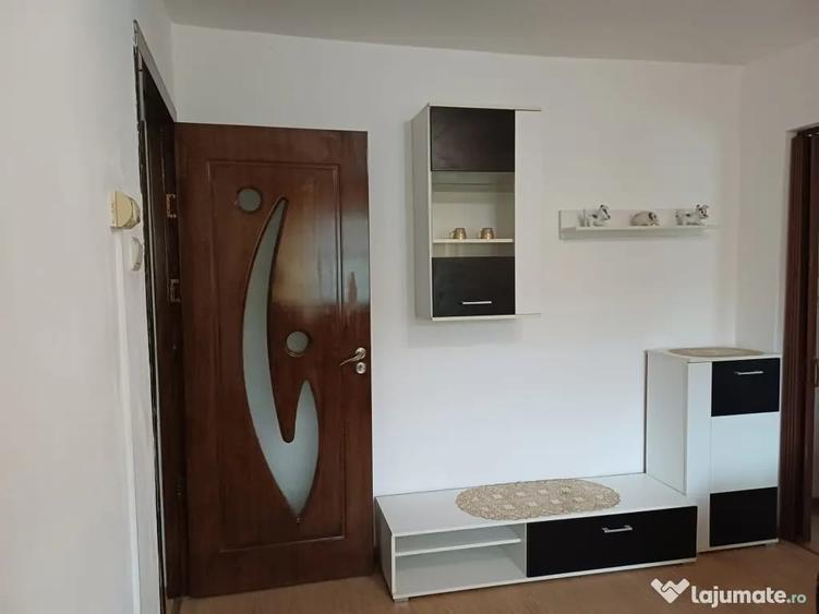 Apartament cu 2 camere nedecomandat în Central