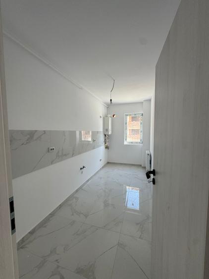 Apartament cu 2 camere decomandat în Militari