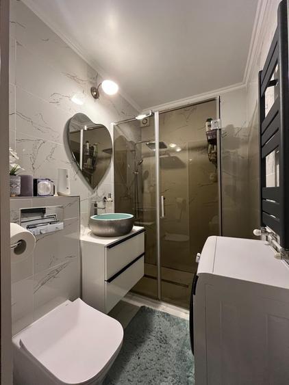 Apartament cu 2 camere semidecomandat în Podgoria