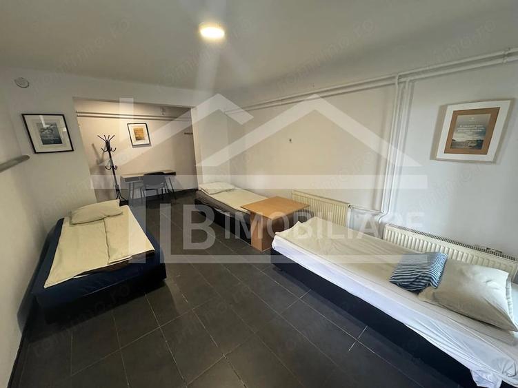 Casă cu Teren 2500 Mp în Corunca