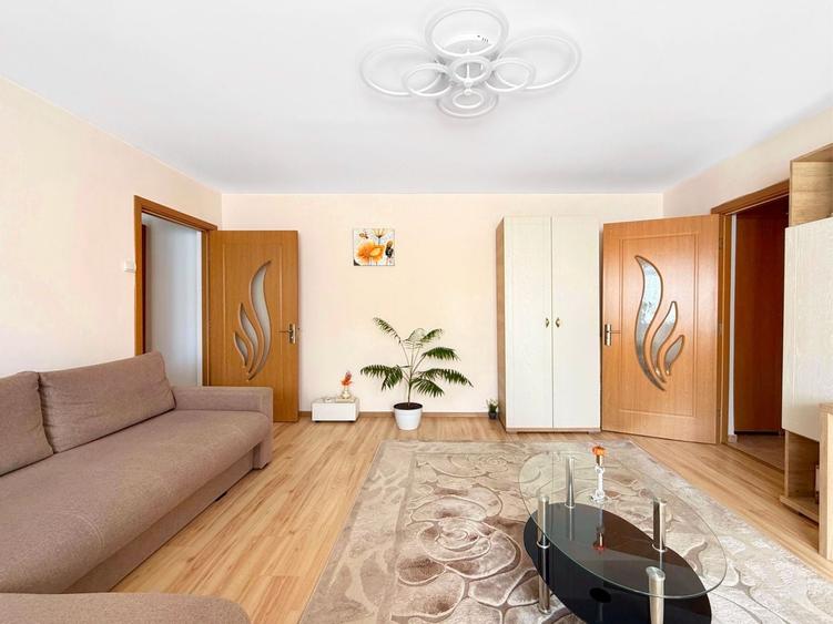 Apartament cu 2 camere semidecomandat, mobilat în Simion Bărnuțiu